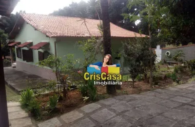 Casa 3 quartos, estilo casa de campo, na entrada de rio das ostras
