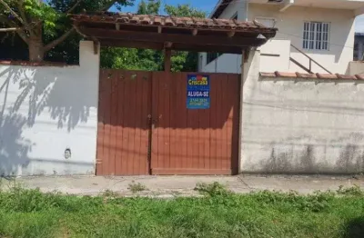 Casa com 1 dormitório para alugar, 203 m² por r$ 1.006,75/mês - extensão serramar - rio das ostras/rj
