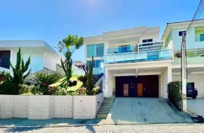 Casa com 3 dormitórios à venda, 339 m² por r$ 1.750.000,00 - mirante da lagoa - macaé/rj