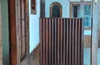 Casa com 2 dormitórios à venda, 115 m² por R$ 345.000,00 - Centro - Macaé/RJ