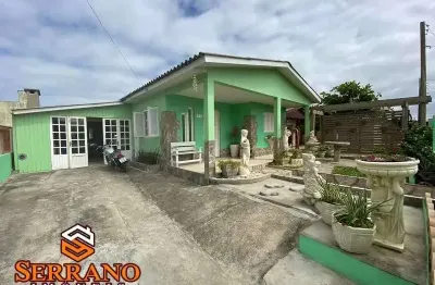 Linda casa próxima ao mar na praia de imbé. balneário santa terezinha