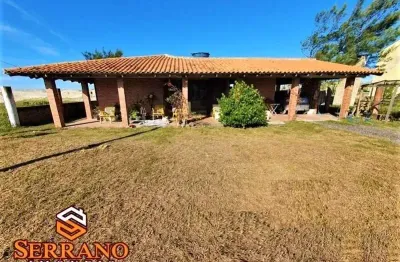 Linda casa com vista eterna para o mar à venda na praia de imbé.