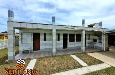 Casa com anexo (quitinetes), próxima da beira-mar. praia de mariluz - imbé.
