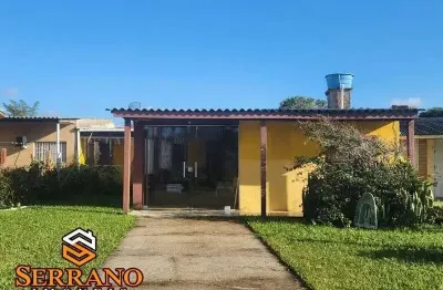Residência a venda na praia de imbé, a poucos metros do mar.