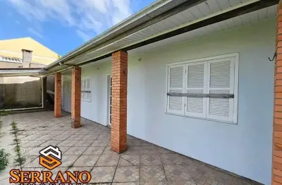 Linda casa próxima ao mar à venda em imbé. confira!