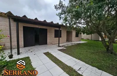 Residência  próxima ao mar no balneário albatroz. imbé - rs