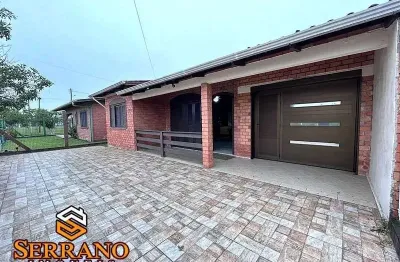 Bela residência localizada à poucos metros da beira mar na praia de imbé!