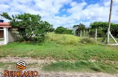 Terreno localizado em avenida de mão dupla. presidnete - imbé