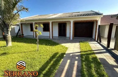 Casa à venda próxima da beira-mar na praia de mariluz, litoral de imbé - rs.