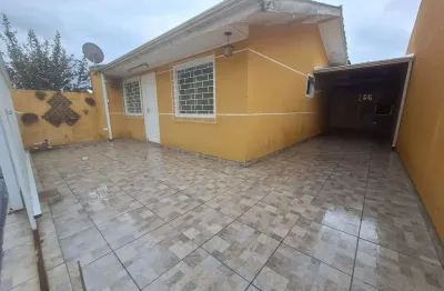 Casa em araucária, bairro thomaz coelho dentro de condomínio, isolada, com 2 quartos desocupada com 2 vagas de garagem