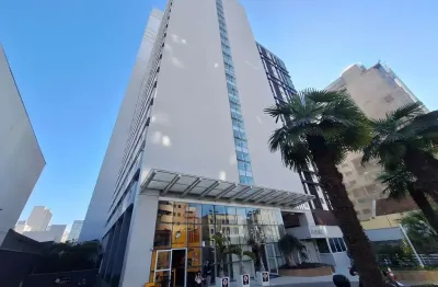 Apartamento condomínio clube à venda no centro de curitiba-pr: 1 quarto, 1 sala, 1 banheiro, 32,76 m² de área.