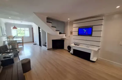 Imperdível oportunidade: Casa à venda em Curitiba-PR, no bairro Boa Vista, com 3 quartos, 2 salas, 3 banheiros, 2 vagas de garagem e 210m².