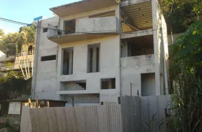Casa com 4 dormitórios à venda, 177 m² por r$ 375.000,00 - maravista - niterói/rj