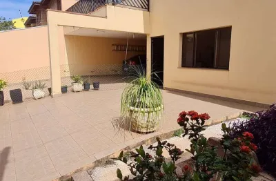 Casa com 4 quartos à venda no Jardim Paulista II, Jundiaí 