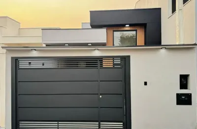 Casa com 2 quartos à venda na Rua Regina Dellacqua Visnardi, 10, Jardim Marambaia, Jundiaí