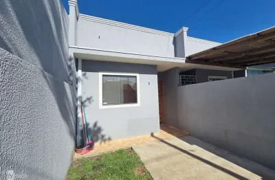 Casa com 2 quartos para alugar na francisco de assis lauriano leme, 103, campo de santana, curitiba por r$ 1.100