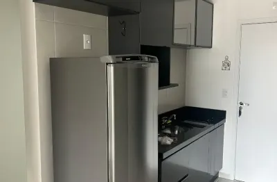 Studio completo mobiliado traga somente seus itens pessoais