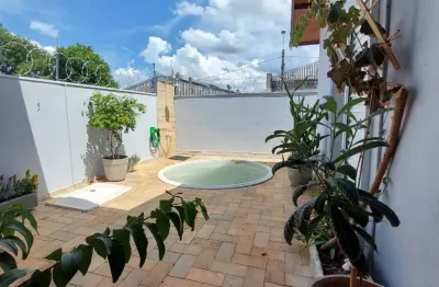 Casa mobiliada à venda no jardim cruzeiro do sul em bauru com piscina aquecida