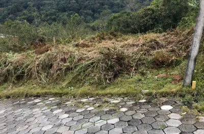 Terreno perfeito para você investir em um lugar amplo e tranquilo!