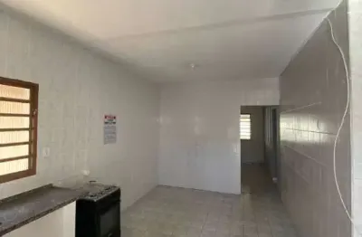 Casa com 3 quartos à venda no Jardim Gurilândia, Taubaté 