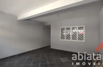 Linda Casa de 115m² disponível para venda no Jd. Saint Moritz