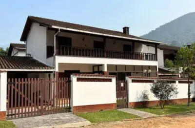 Casa para venda em teresópolis, carlos guinle, 4 dormitórios, 2 suítes, 1 banheiro, 2 vagas