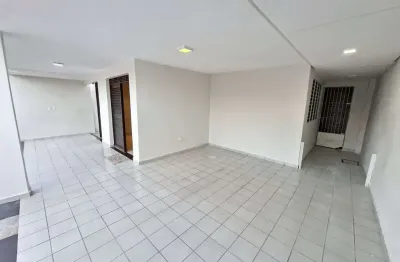 Casa no pedro gondim 04 quartos sendo 02 suítes excelente localização