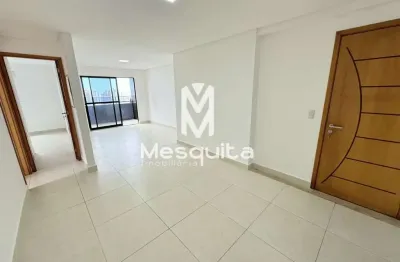 Apartamento com 03 quartos à venda no Brisamar com 90m², DCE. Vista mar