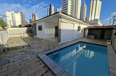 Casa de Esquina Brisamar 04 Quartos sendo 02 Suítes + Dce e Piscina