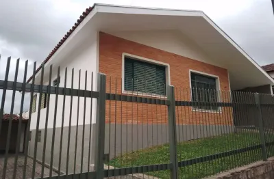 Casa com 3 quartos à venda no Centro, Caldas 