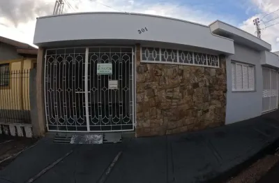 Casa para venda e locação, centro, são joão da boa vista, sp