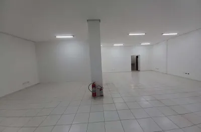 Casa comercial com 2 salas para alugar no Centro, São João da Boa Vista 
