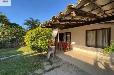 Casa linear com 4 quartos, próximo ao pórtico de búzios.