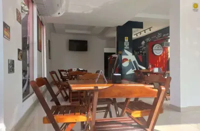 Ponto comercial/loja/box para venda possui 340 metros quadrados
