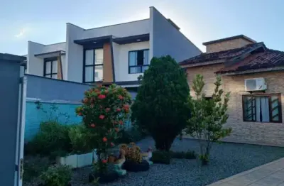 Casa com 2 quartos à venda na 600, 568, centro, balneário piçarras, 429 m2 por r$ 1.500.000