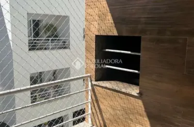 Apartamento com 2 quartos à venda na rua mário lacombe, 189, canasvieiras, florianópolis, 78 m2 por r$ 650.000