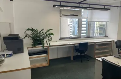 Sala comercial mobiliada na berrini - 116m², 3 banheiros