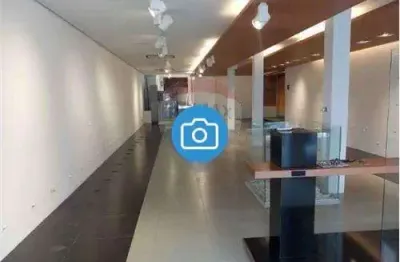 Excelente ponto comercial em moema com 519m², 4 vagas para estacionamento !