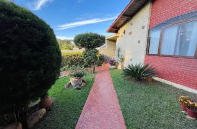 Casa no pinus park com dois lotes (somando 864 m2 de terreno) de rua a rua