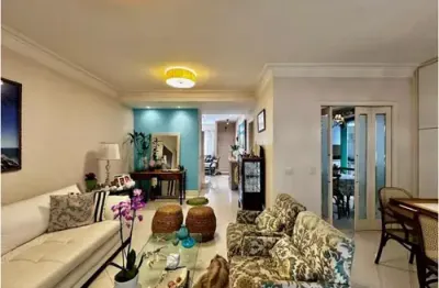 Casa Mobiliada em Condomínio na Chácara Monte Alegre – 180m², 3 Suítes e 3 Vagas