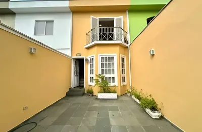 Sobrado 125m², 3 dormitórios, 2 vagas - Próximo ao Aeroporto de Congonhas