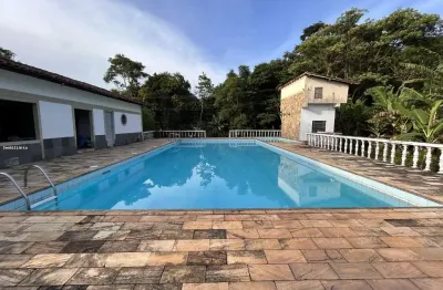 Sítio para Venda em Saquarema, Palmital, 4 dormitórios, 1 suíte, 2 banheiros, 10 vagas