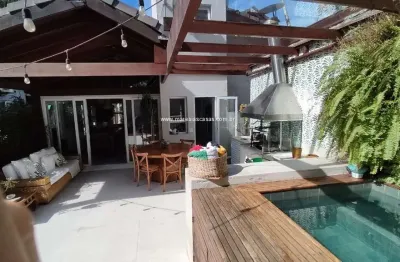 Casa de luxo em condomínio à venda em maresias, são sebastião-sp: 3 quartos, 3 suítes e 3 salas!