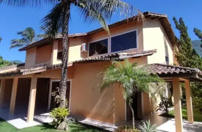 Casa a venda em maresias - piscina e quadra de tênis - matricula definitiva