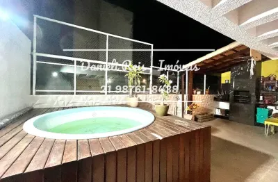 Cobertura duplex, piscina, 3 quartos, 2 suítes, 2 vagas.