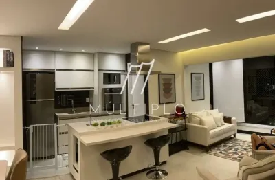 Apartamento com 3 quartos e 2 suítes finamente decorado em alphaville