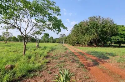 Vendo chácara na comunidade bandeira 2 distante apenas 18 km de cuiabá mt