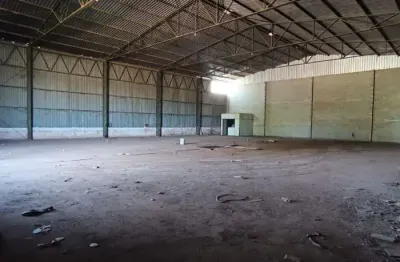 Alugo - galpão de 720m² no distrito industrial de cuiabá mt.