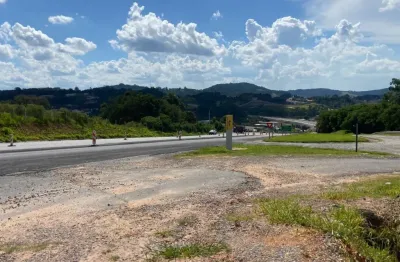 Vendo área comercial às margens da rodovia raposo tavares na cidade de são roque - sp