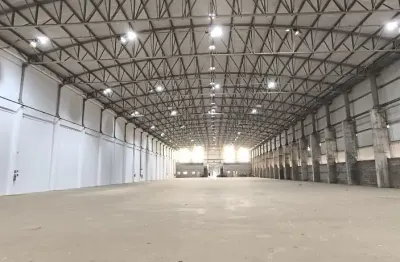 Alugo - armazém de grande porte de 3.771,46m² no distrito idustriald e cuiabá mt